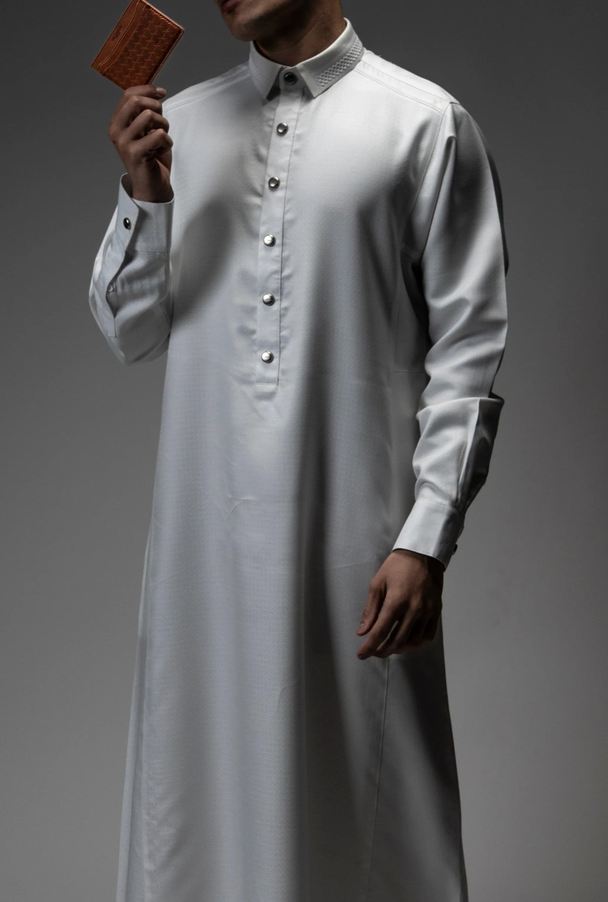 Lawung AAR2637 Al Ameer Thobe