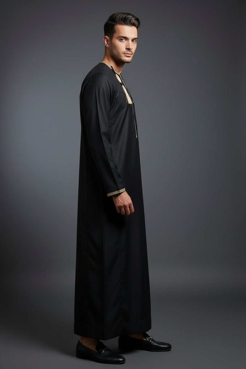 Black Elegance Thobe