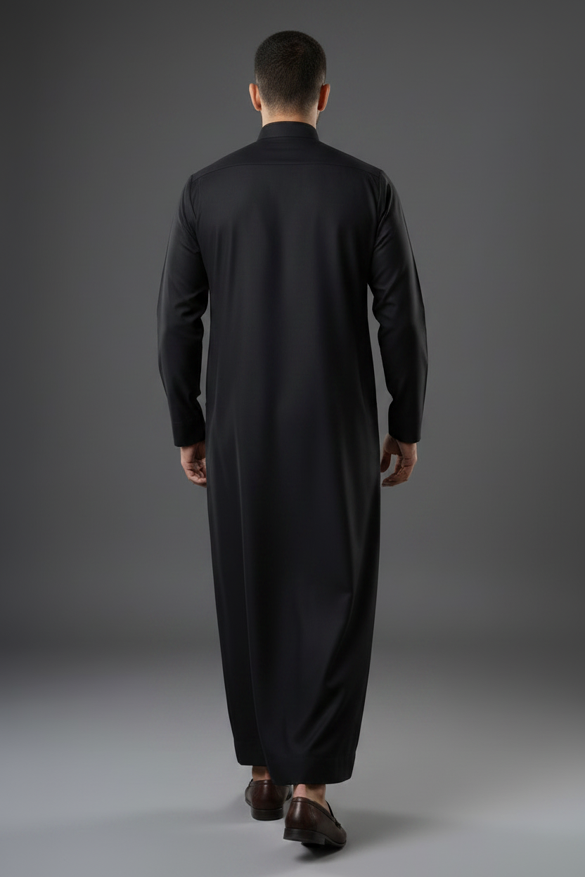 The Noble Thobe in Black2