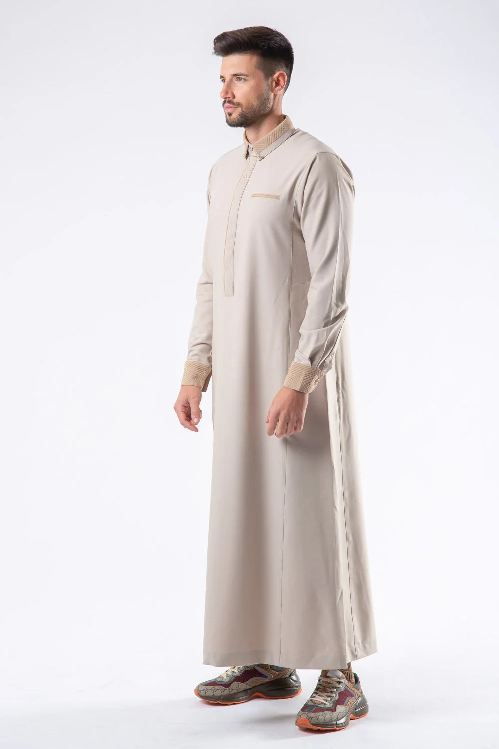 Lawung AAR2431 Thobe