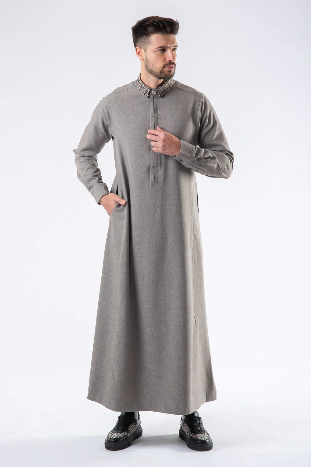 Lawung AAR2420