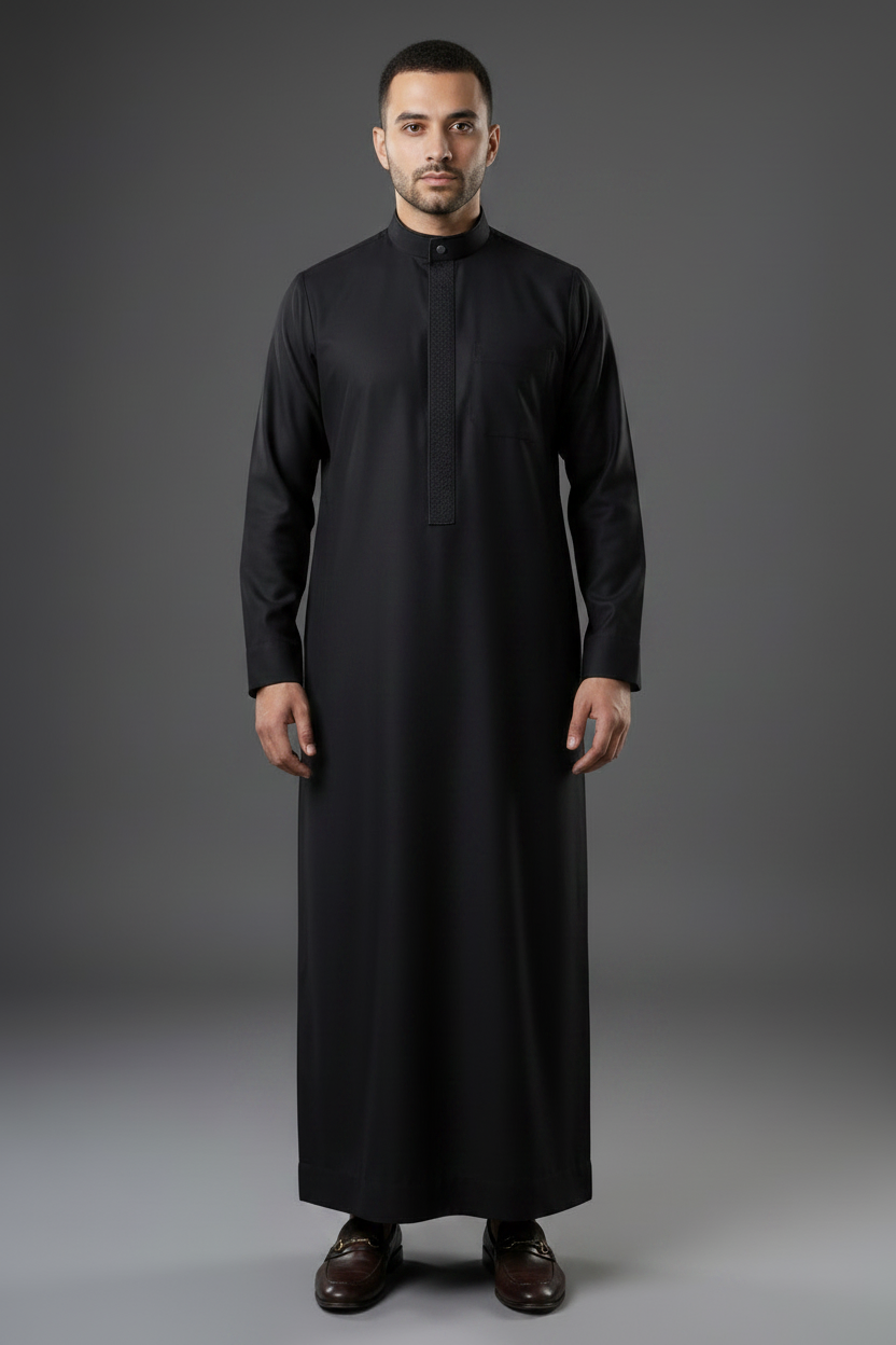 The Noble Thobe in Black 
