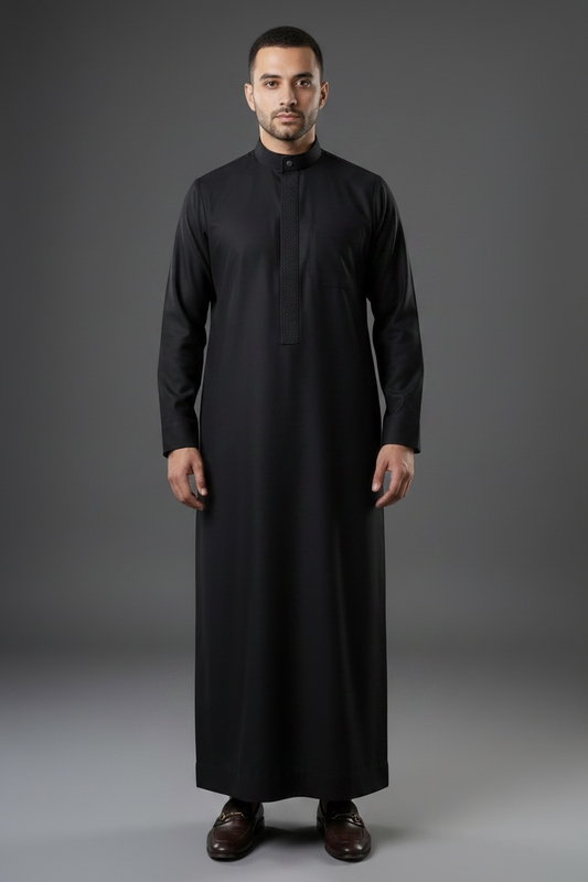 The Noble Thobe in Black 